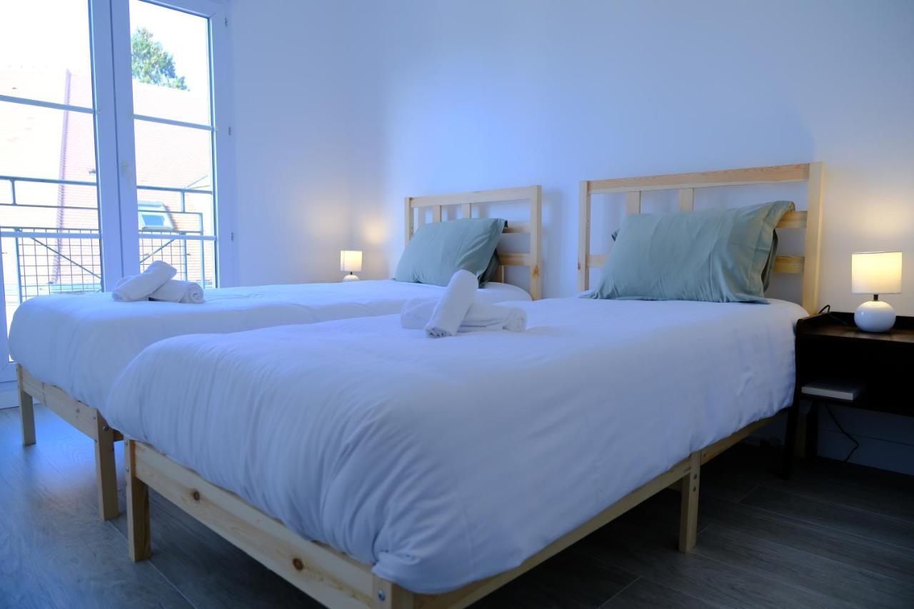 Ferienwohnung Calypso- Grand T3 70 M2 - Arrivee Autonome - Parking Prive Gratuit Melun Exterior foto