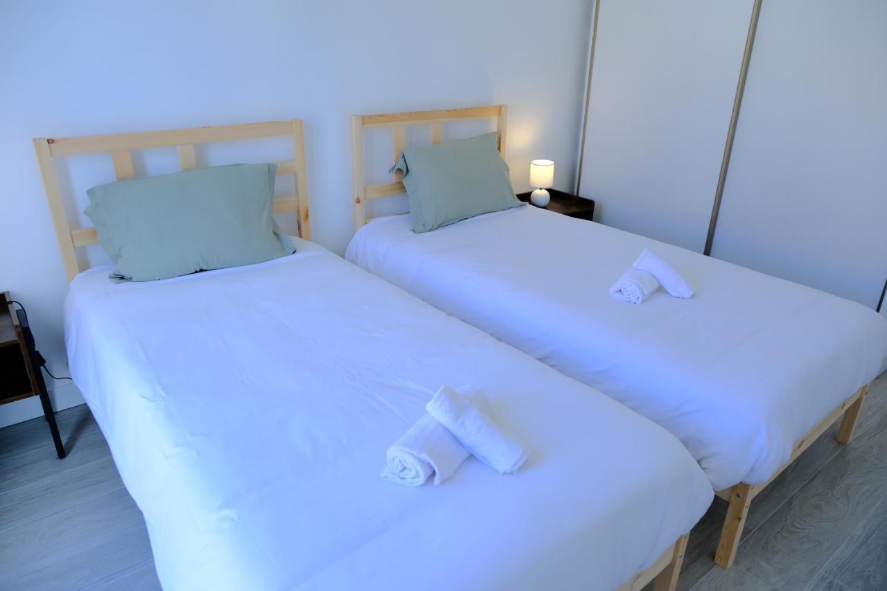 Ferienwohnung Calypso- Grand T3 70 M2 - Arrivee Autonome - Parking Prive Gratuit Melun Exterior foto