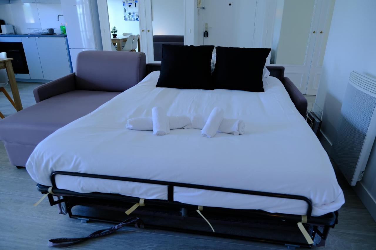 Ferienwohnung Calypso- Grand T3 70 M2 - Arrivee Autonome - Parking Prive Gratuit Melun Exterior foto